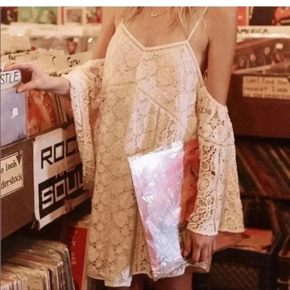 Spell and the Gypsy Imperial Lace Mini Dress size Small - Picture 4 of 8